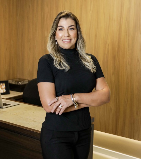 Especialista DRA. RAQUEL MALICHESKI KLOSS